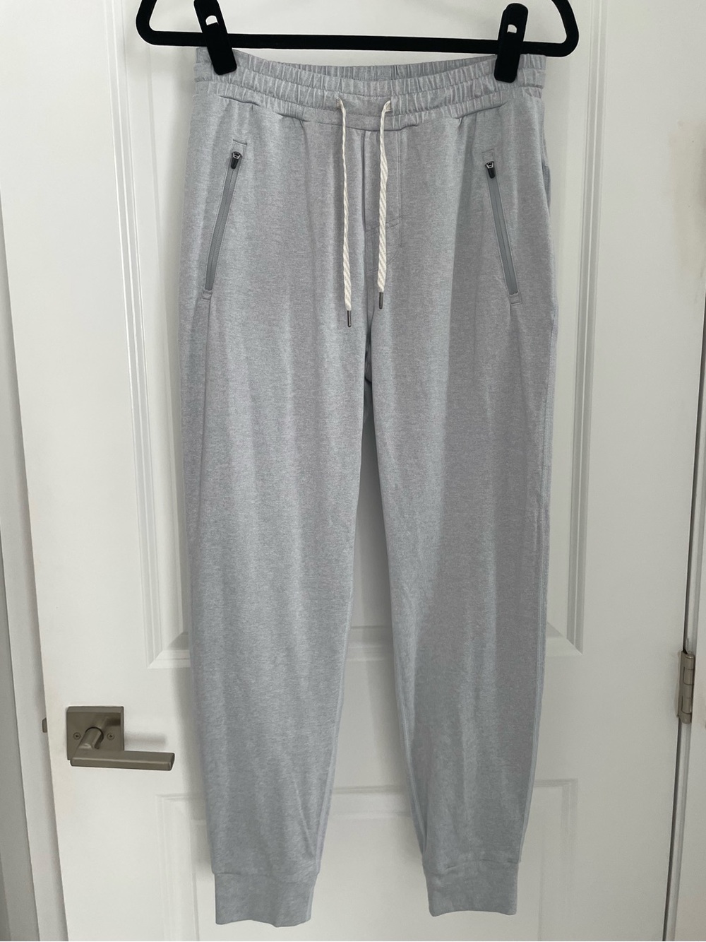 Vuori Men's Ponto Performance Jogger Pants Size Medium Style #V438